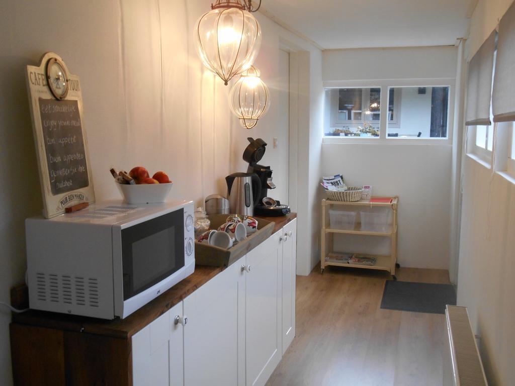 Anneke'S Bed En Botterhammeke Apartment Woensdrecht Exterior photo